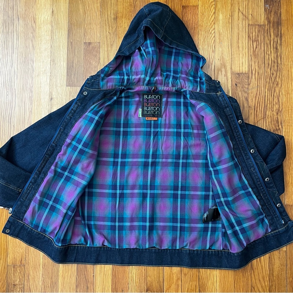 Burton Dryride Denim Jacket with Hood - Picture 6 of 11